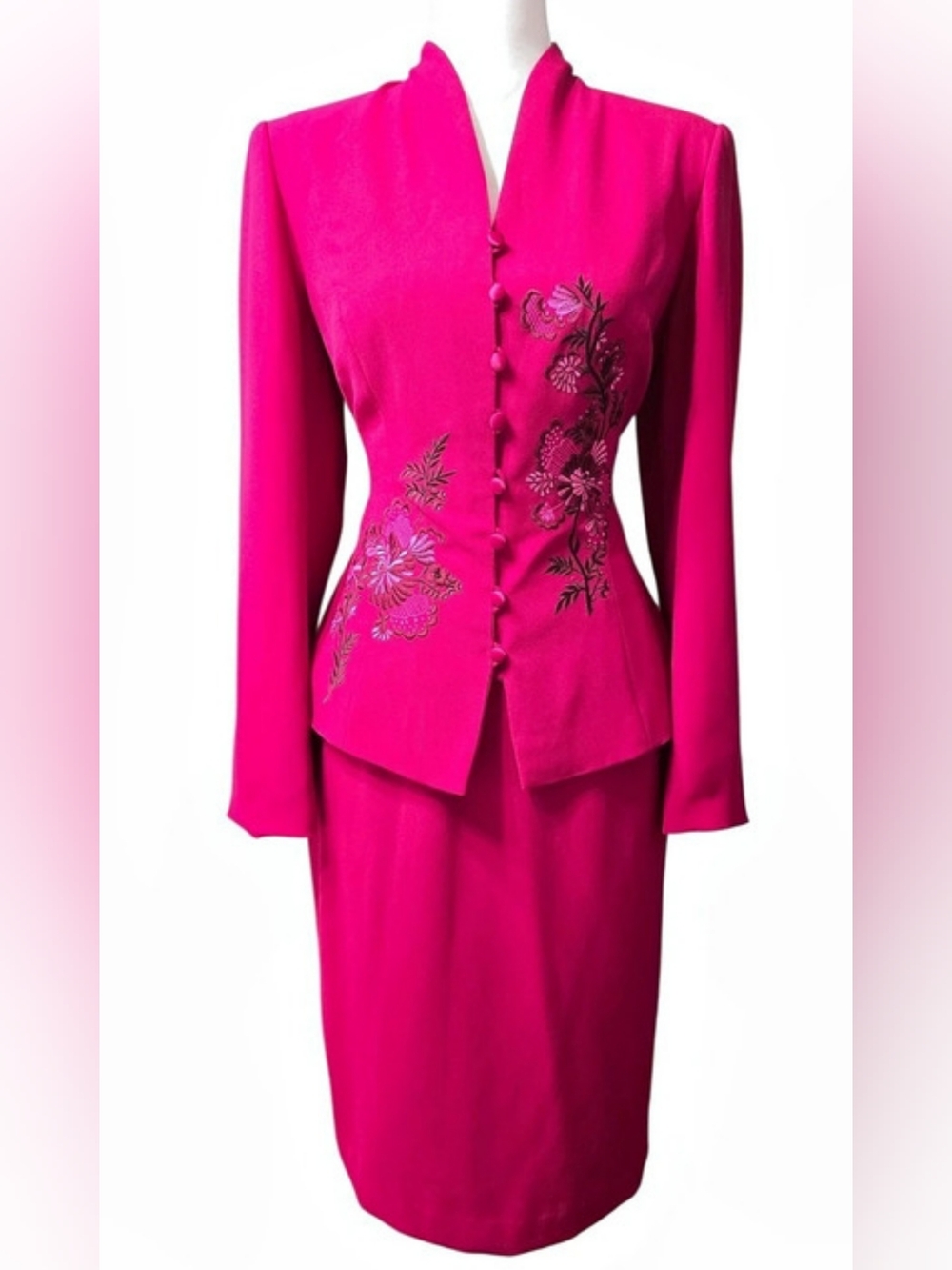 Donna Morgan Embroidered Skirt Suit in Red Size 10 Like New